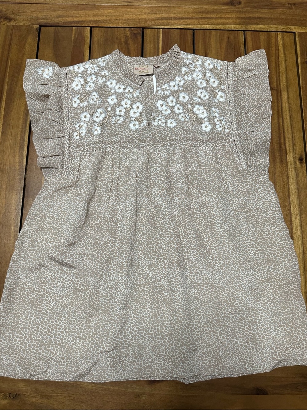 NWT Rungolee Beige Floral Embroidered Ruffle-Sleeve Silk Blouse Size S